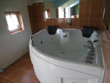 Фото номера Люкс с 1 спальней и балконом Отель Dionis Hotel г. Петрич 8