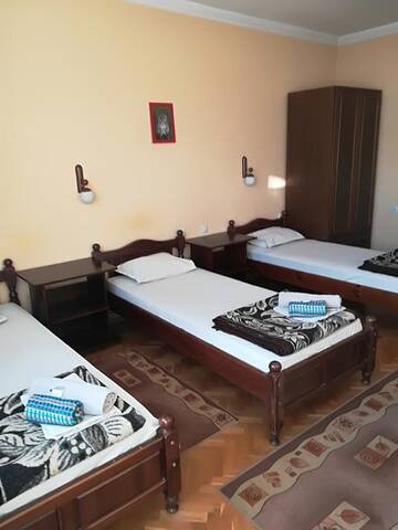 Фото номера Трехместный номер Гостевой дом Family Hotel May г. Петрич 3